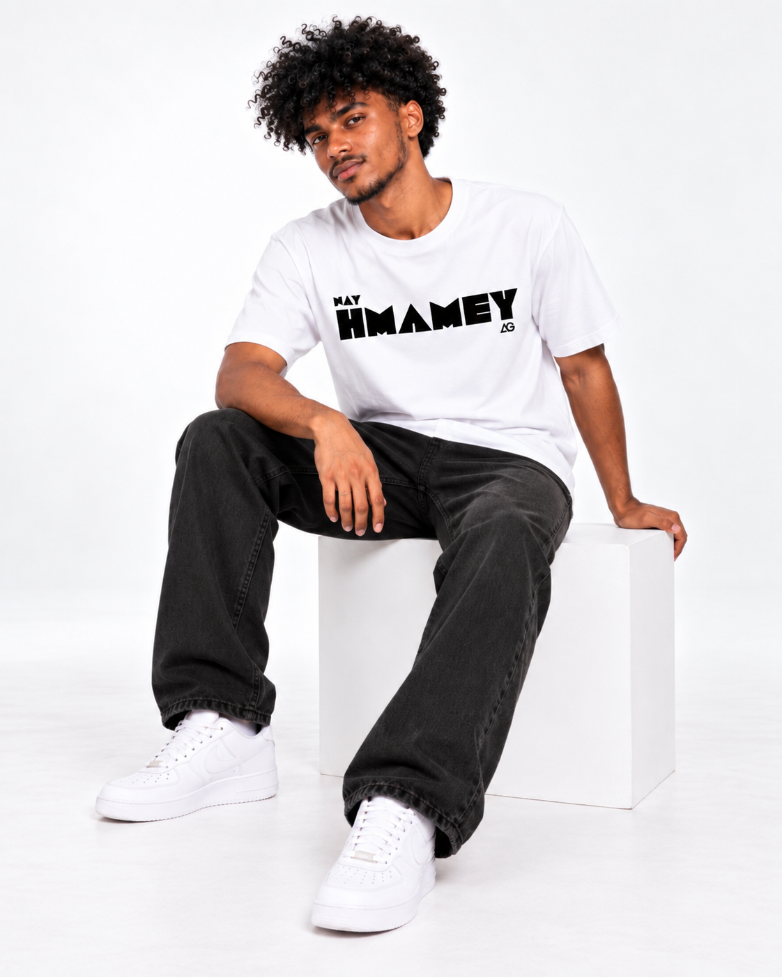 Model wearing Afdege Gezana Nay Hmamey white heavyweight T-shirt